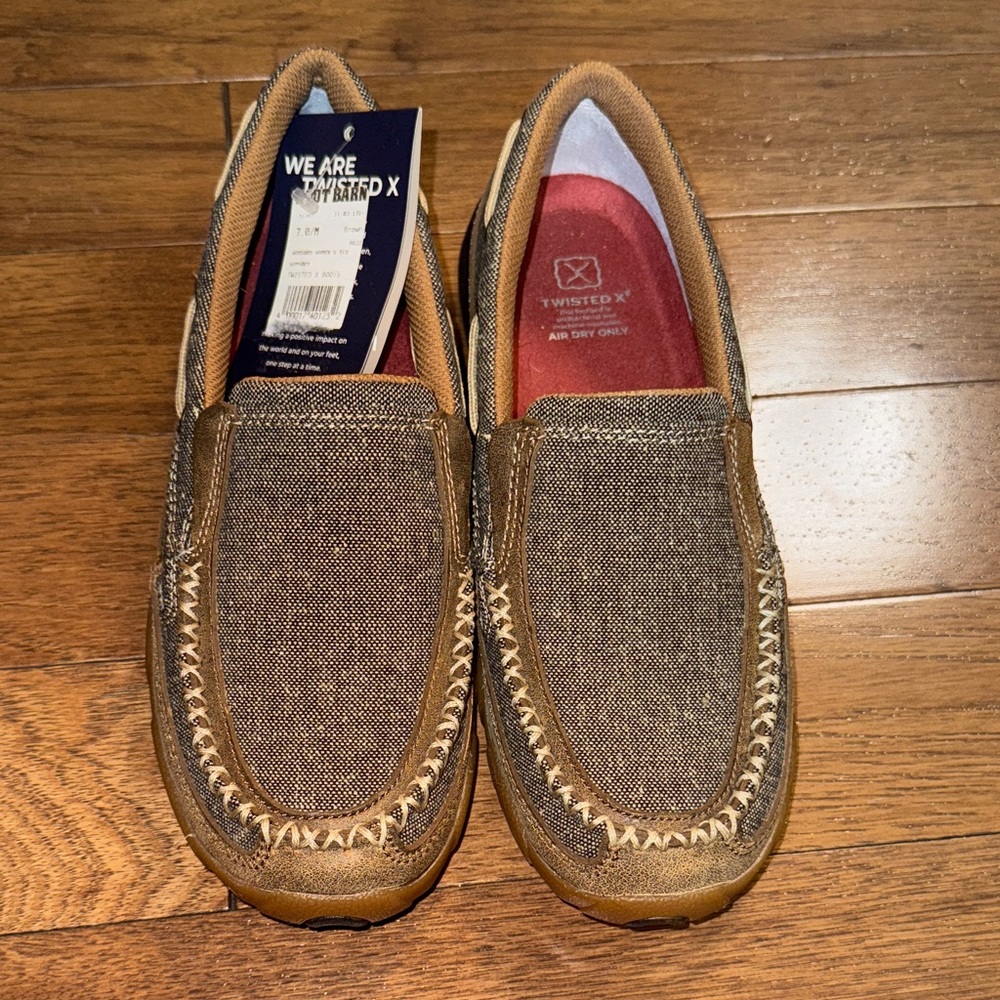NWT Women's Twisted X Eco Slip On Shoes Loafers - Picture 2 of 3